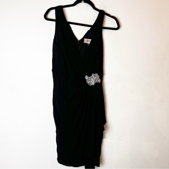 SZ 6 Badgley Mischka Black Dress w/ Diamond embellished side - Picture 1 of 6